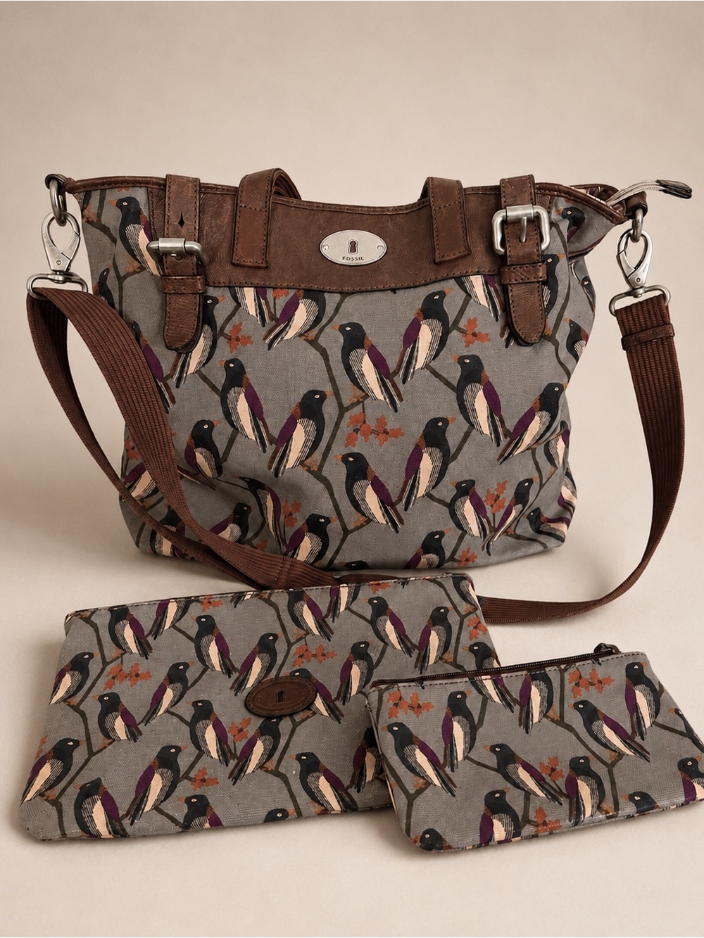 Fossil Bird Print Crossbody Bag 3 Pc Set w
Matching Zip Pouches